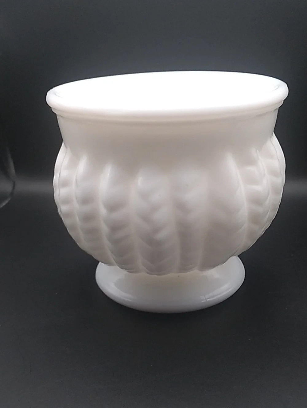 Vintage Randall Milk Glass Planter Vase (B8)